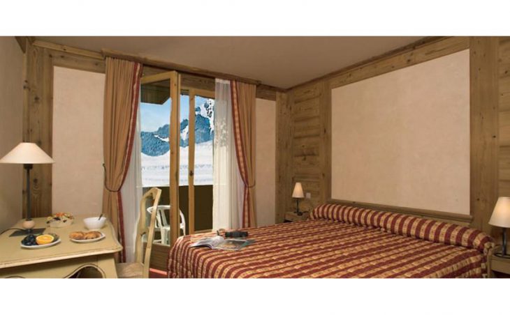 Hotel Chalet Matine, Morzine, Double Bedroom